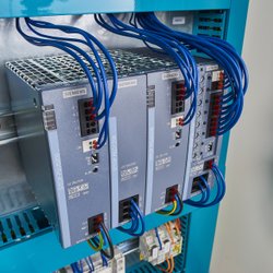 SITOP PSU6200 und SEL1200 von Siemens