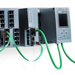 SCALANCE S Industrial Security Appliances und SCALANCE M Industrie-Router von Siemens