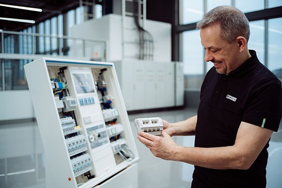 REG-Switches von Phoenix