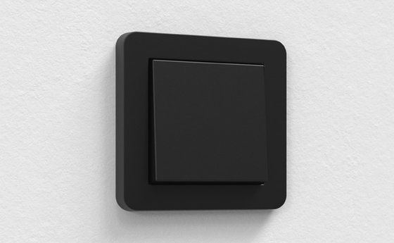 Der E1 Flächenschalter von Gira