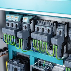 Verbraucherabzweig SIRIUS 3RA8 von Siemens